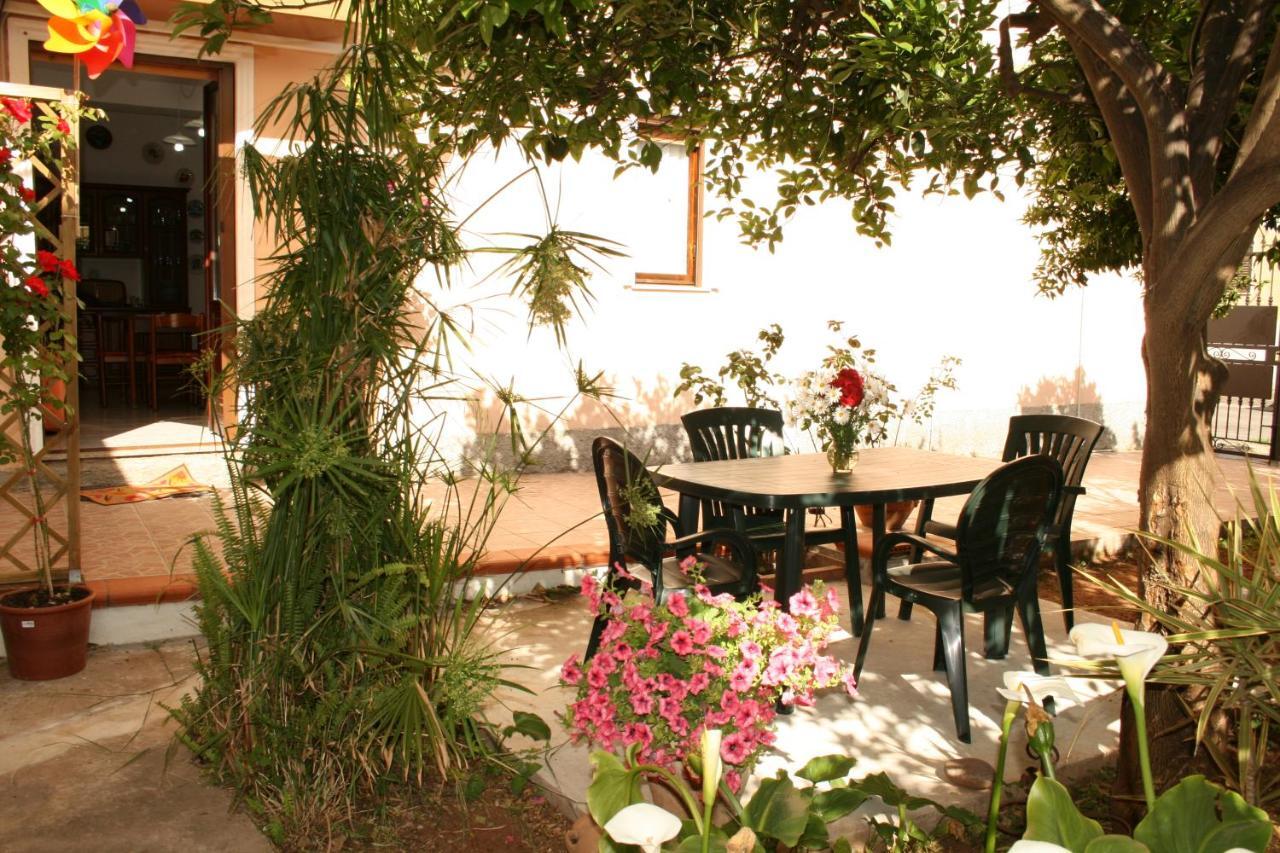 La Casa Dei Nonni Villa Iglesias Exterior foto